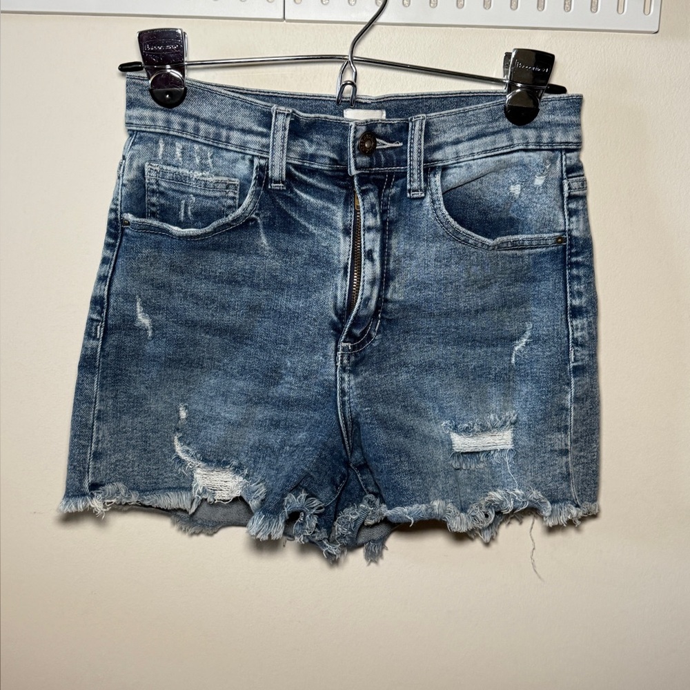 boutique bought stretch jean shorts | sneakpeek